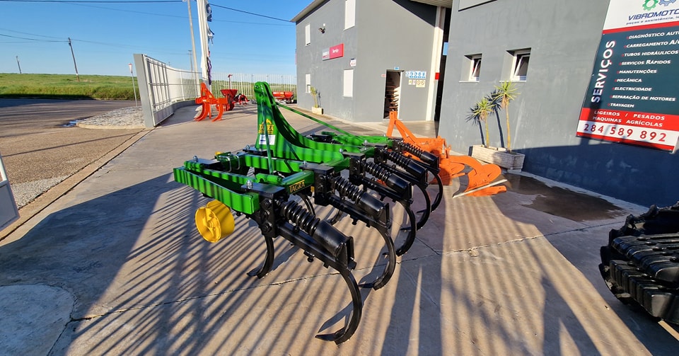 Vibromotor: Soluções em Alfaias Agrícolas