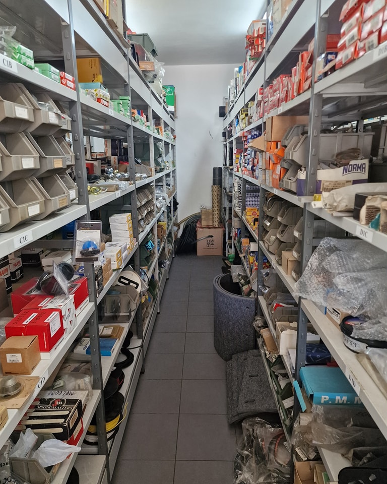 Material Agrícola, Automóvel, Motos e muito mais