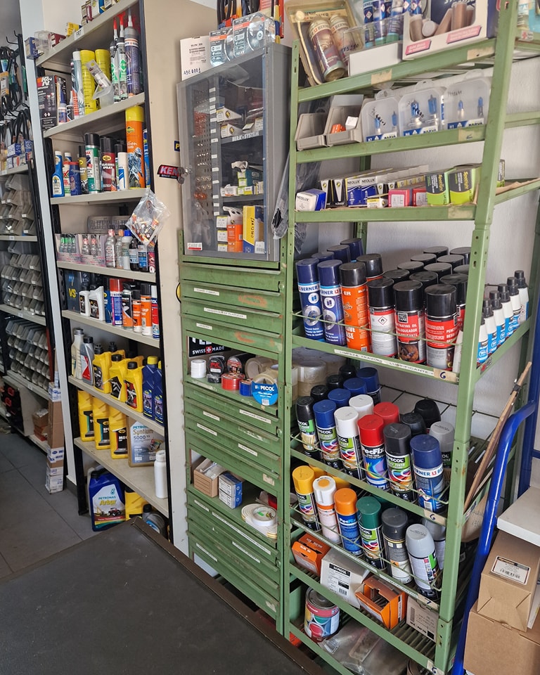 Material Agrícola, Automóvel, Motos e muito mais