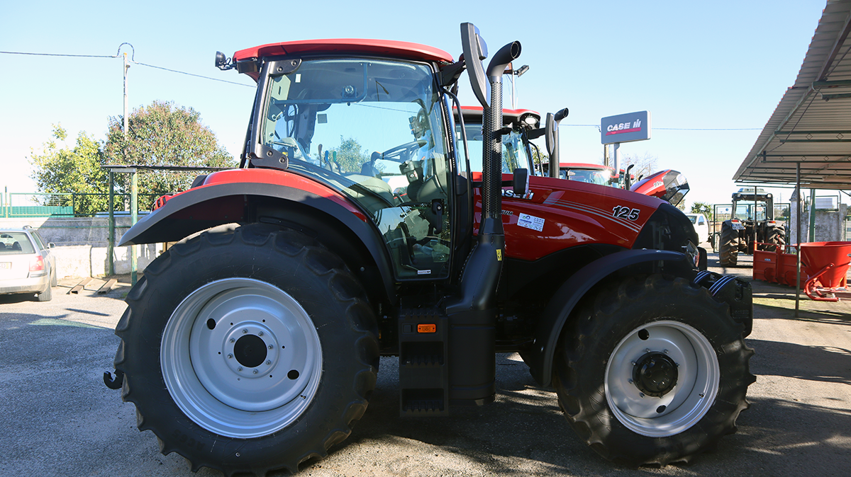 Tractor Case 125